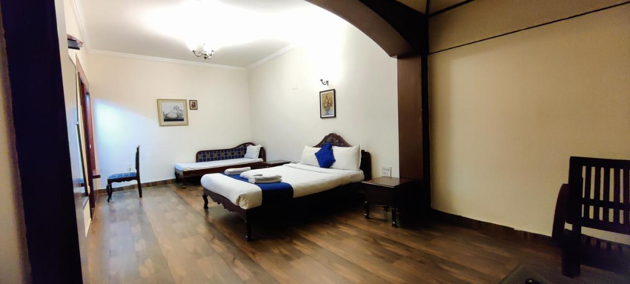 Sapphire Grand Ooty Hotel Exterior photo